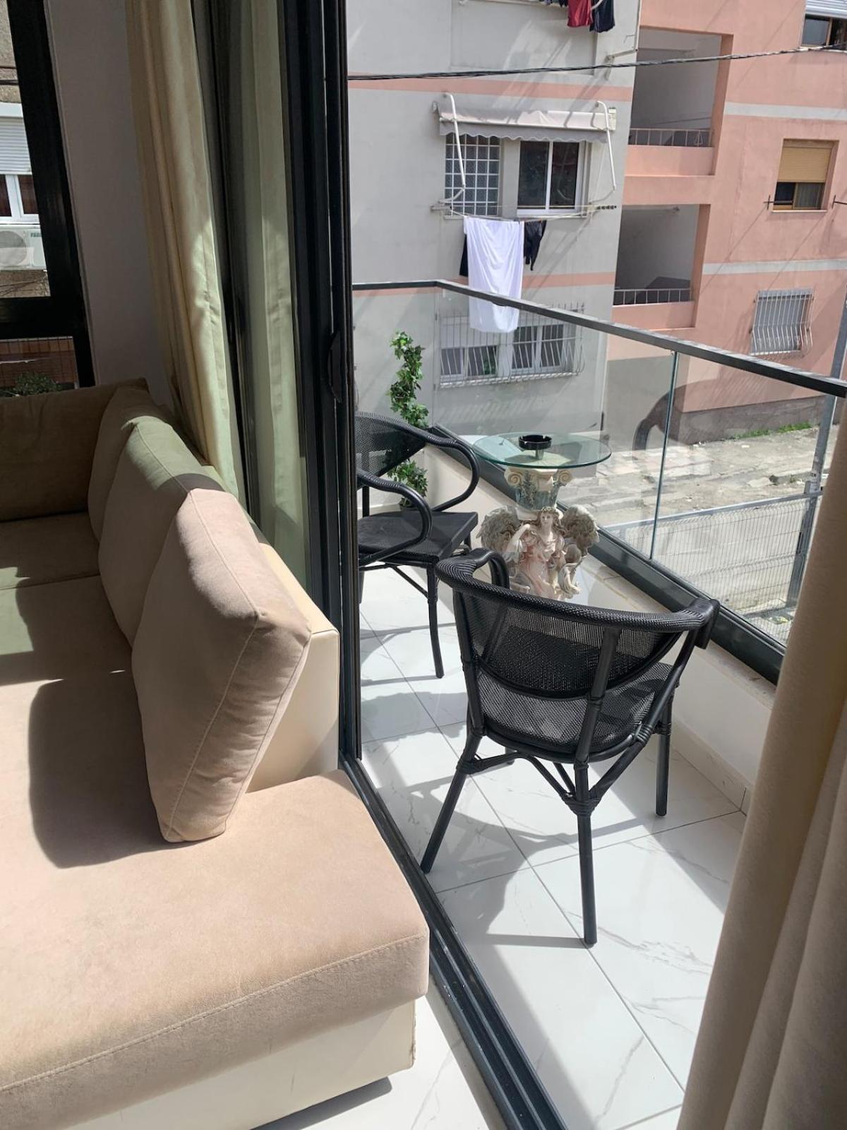 Leon Private * Tirana